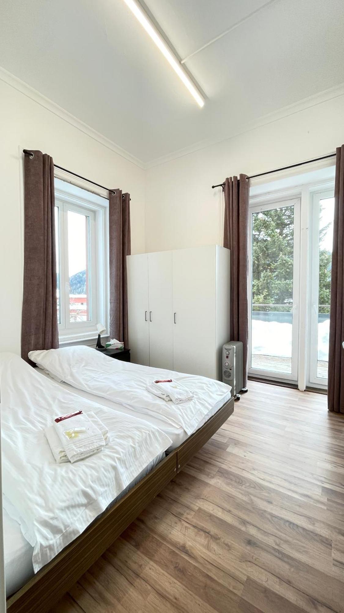 Villa Zentrum Haus Davos Bagian luar foto