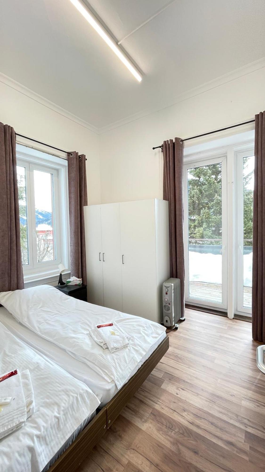 Villa Zentrum Haus Davos Bagian luar foto