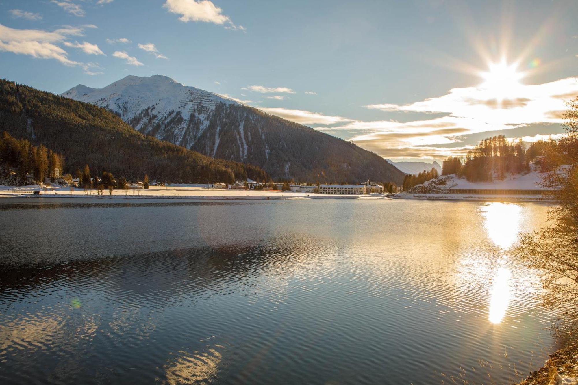 Villa Zentrum Haus Davos Bagian luar foto